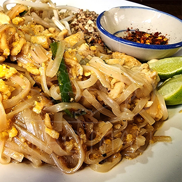 Pad Thai - Sautéed rice noodles, tamarind, egg, bean sprouts & spring onion: with vegetables, fried tofu, chicken, sliced beef, or shrimp