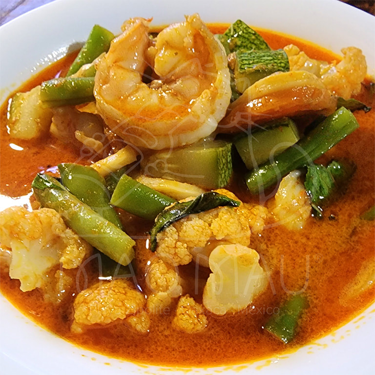 Red Curry*** - Dried red chili coconut curry with bamboo shoots, mixed vegetables & basil: with only vegetables (v), with tofu (v), with chicken, sliced beef, or shrimp